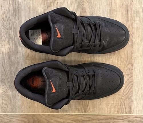 Nike black pigeon - pigeon, staple