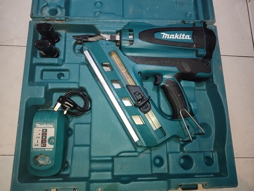 Makita gn900 lithium - makita,