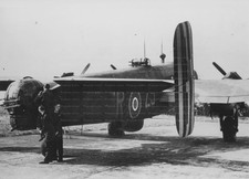 HANDLEY PAGE HALIFAX  -