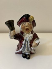 Royal Doulton Town Crier D6530