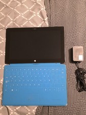 Microsoft 7XR-00003 Surface RT 32GB Wi-Fi 10.6 inch Tablet - Black