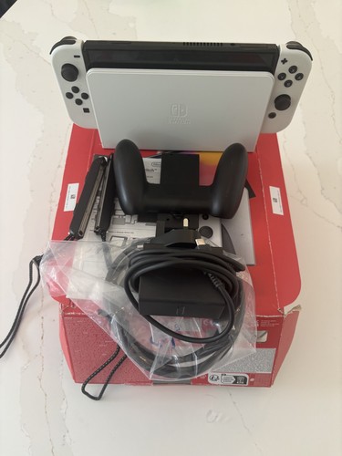 Nintendo switch white oled - switch,