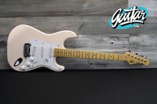 G&L Tribute Legacy SSS Gloss White