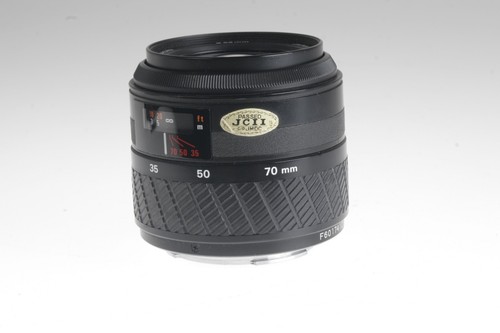Yashica lens 35 70 mm - 3.5-4.5/35-70,