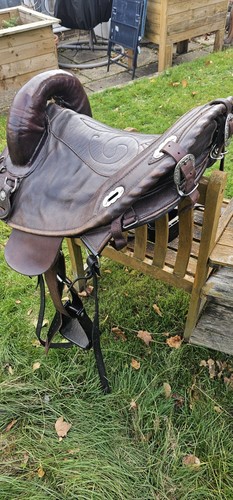 Fit treeless saddle - ez,