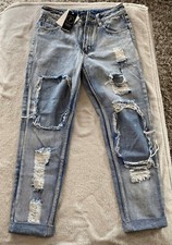 Boohoo Ladies ripped jeans
