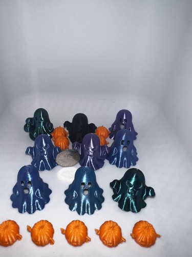 Printed ghost figurines - 3d,