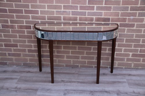Laura ashley mirrored console - mirrored,