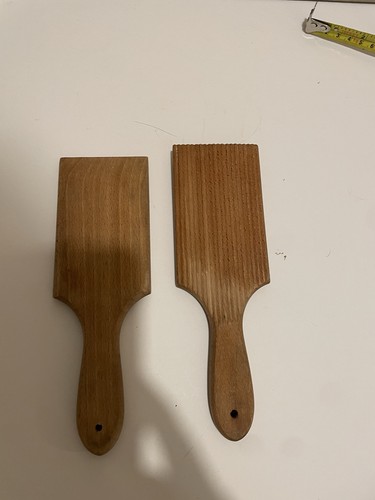 Pair vintage collectable - pair,