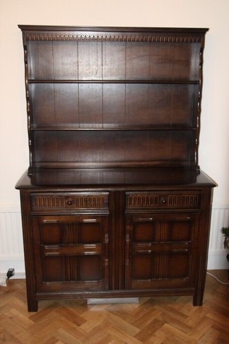 Priory dinning table - -, chairs