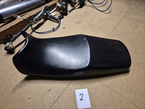 Kawasaki zzr1100 seat - kawasaki,