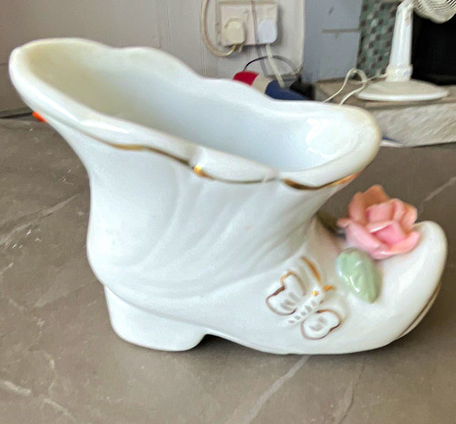 White ceramic shoe ornament - white,