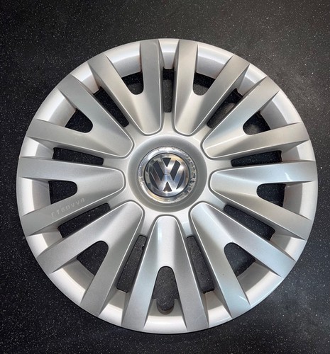One genuine volkswagen golf - one,