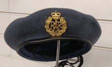 RAF Beret & Metal Badge Royal