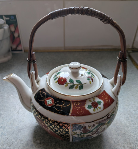 Unmarked imari style ceramic - imari,