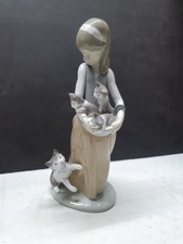 Lladro 1309, Following Her Cats 24 High (B74)
