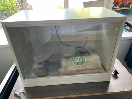 Vivarium small 610 wide - small,