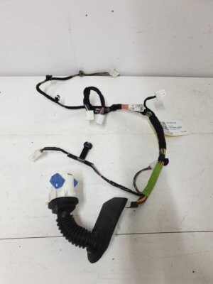 Mazda tamura 2010 - 2010-2015, door