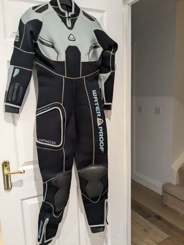 Diving wet suit - diving,