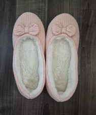 Lovely Ladies Pink Fluffy Slippers