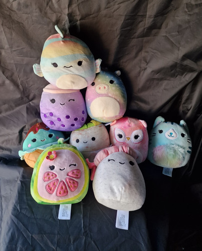 Lot small squishmallow - of,