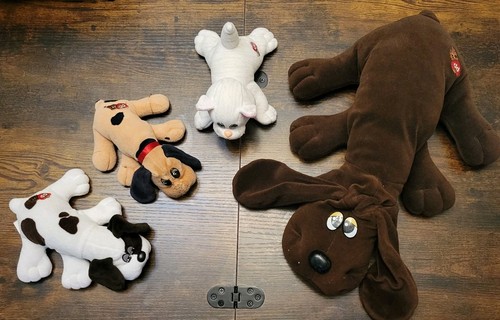 Vintage 80s pound - pound, puppies