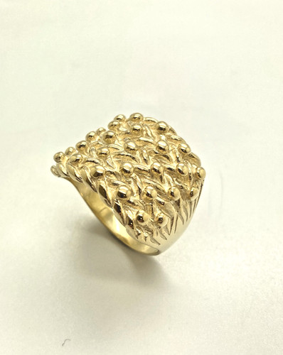 9ct yellow solid - gold, row