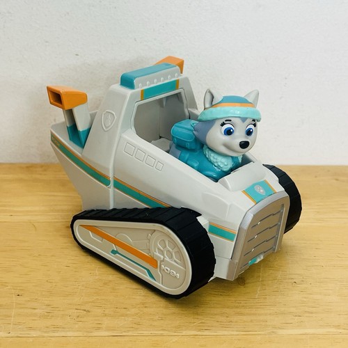 Everest paw patrol - everest,