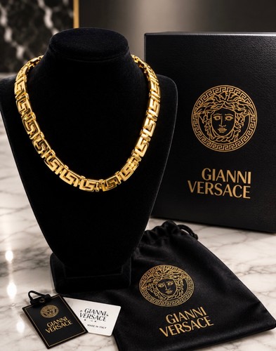 Vintage gianni versace medusa - gianni,