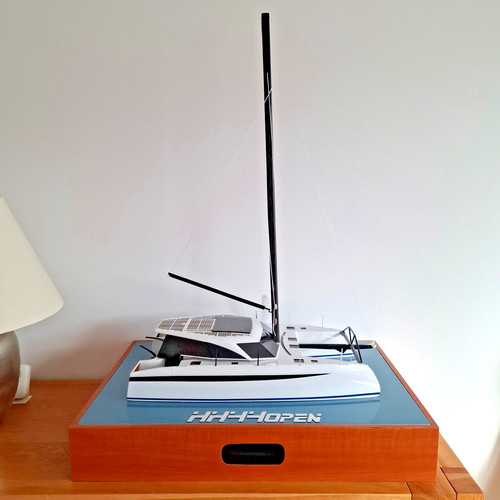 Catamaran model custom - catamaran,