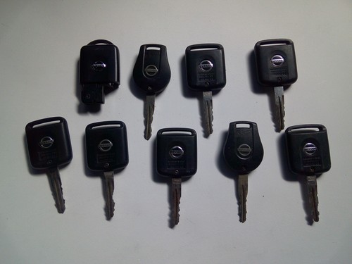 Job lot nissan key - lot, of