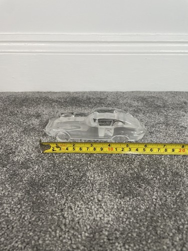 Jaguar type glass - type,