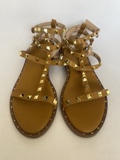 Daniel Cube Square Studded