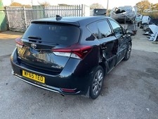 TOYOTA  AURIS 1.6 DIESEL EXCEL