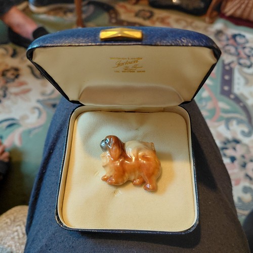 Royal worcester pekinese - royal,