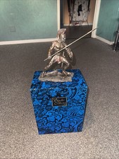 H2429G6 Willow Hall Bronze