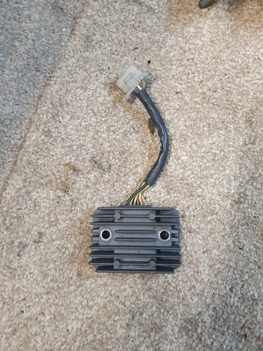 Kawasaki zzr250 regulator - kawasaki,