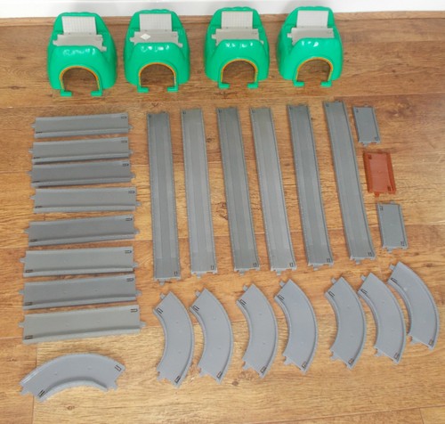 Bundle thomas tank engine tomy - bundle,