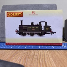 HORNBY 'OO' GAUGE R3812 SR GREEN CLASS A1 TERRIER COWES NO. 10 LOCOMOTIVE BNIB