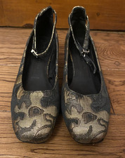 Ladies MARKS AND SPENCER M&S Collection Insolia black and gold shoes sze 4 EU 37