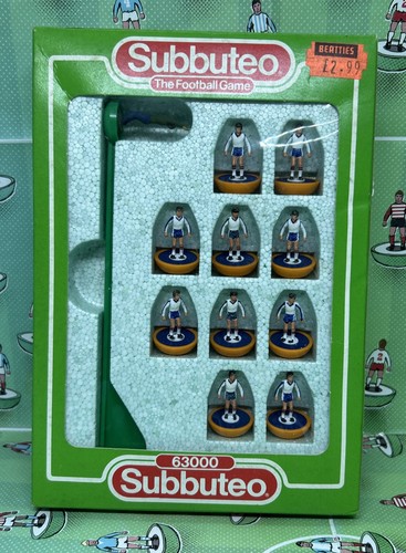 Subbuteo team luton town - team,