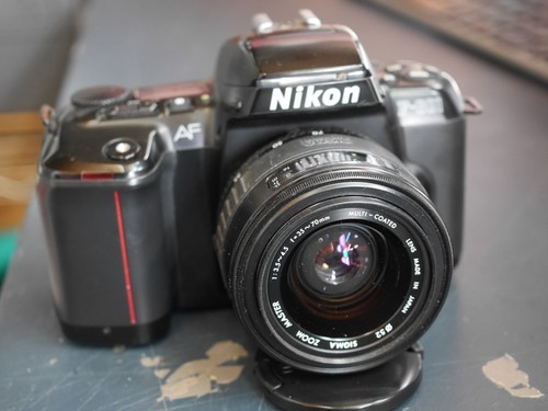 Nikon 601 35mm film - nikon,