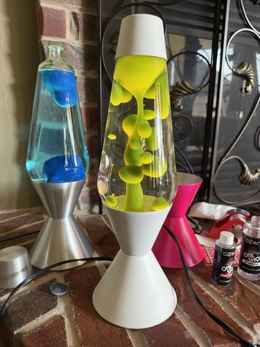 Custom lava lamps-grandes