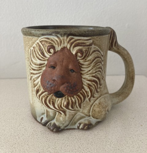 Vintage john buck - vintage, lion