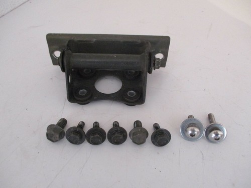 Tank mount tank mounting