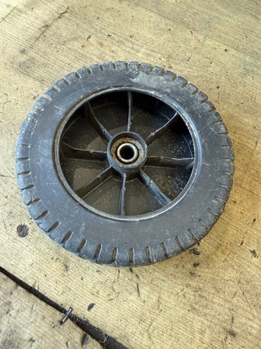 Front wheel hayter - front,