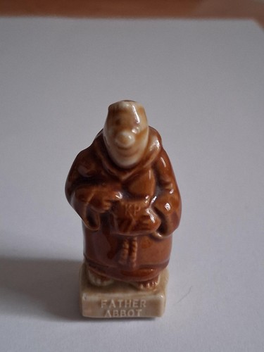 Wade whimsies farther - whimsies,