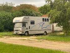 Leyland DAF 7.5t horse box with living