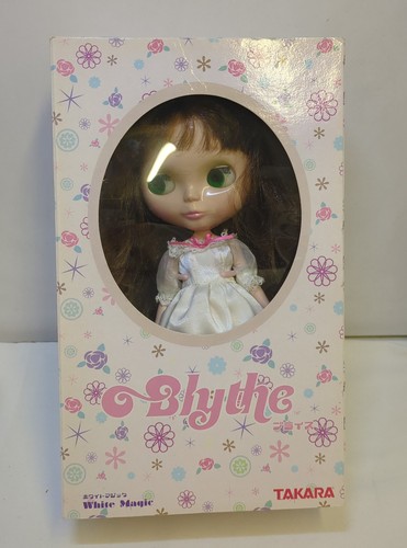 Takara tomy neo blythe - tomy, white