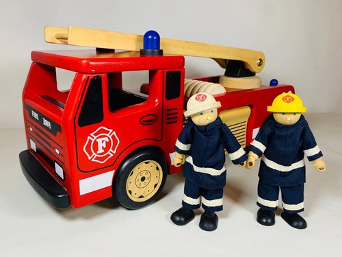 Pintoy john crane - wooden, fire